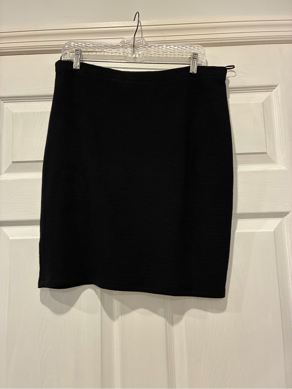 Sade New York Black Ribbed Top - L